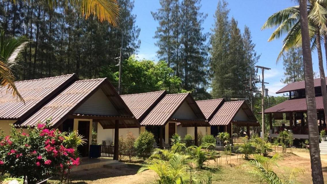 Koh Yao Noi Beach Resort Exterior foto